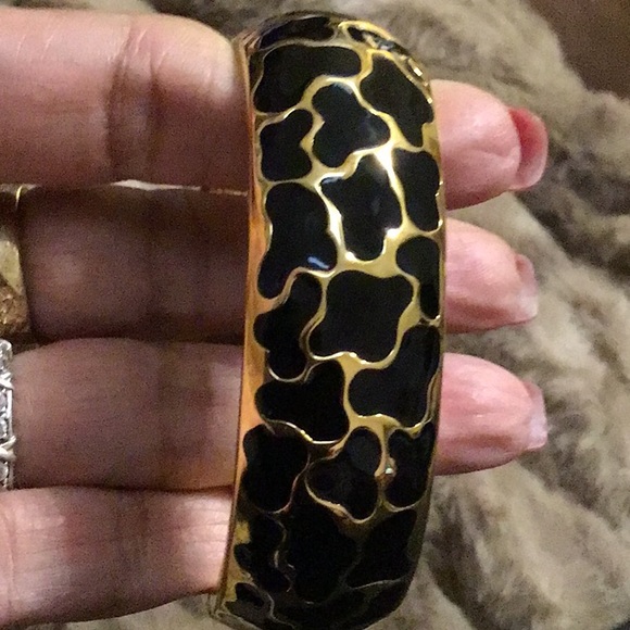 NWT,REAL COLLECTIBLES BY ADRIENNE,JAGUAR CUFF BRACELET WATCH. GORGEOUS, - Picture 3 of 9